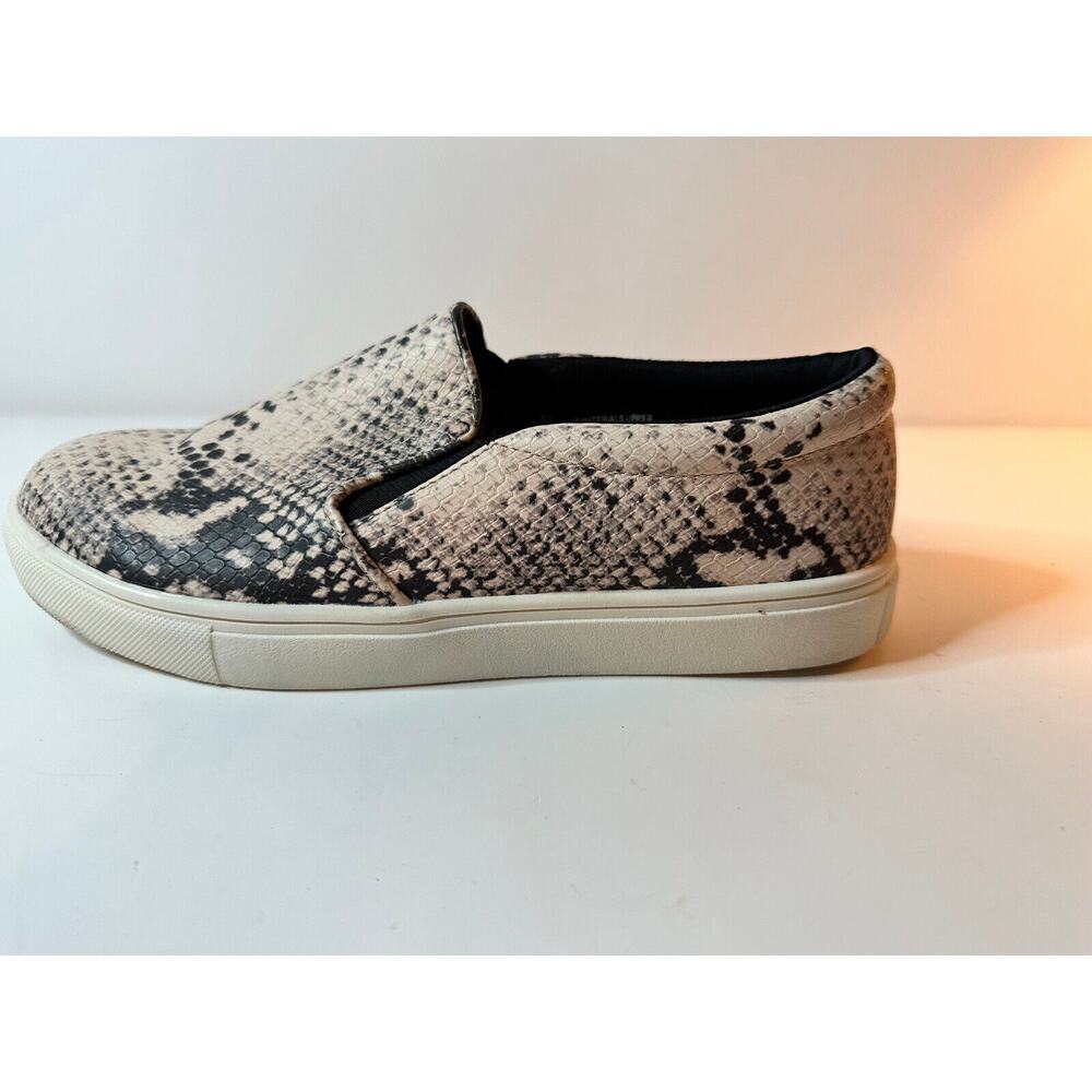 A NEW DAY Womens Sneakers Size 6.5 Snakeskin Print Slip On Shoe* - Picture 3 of 5